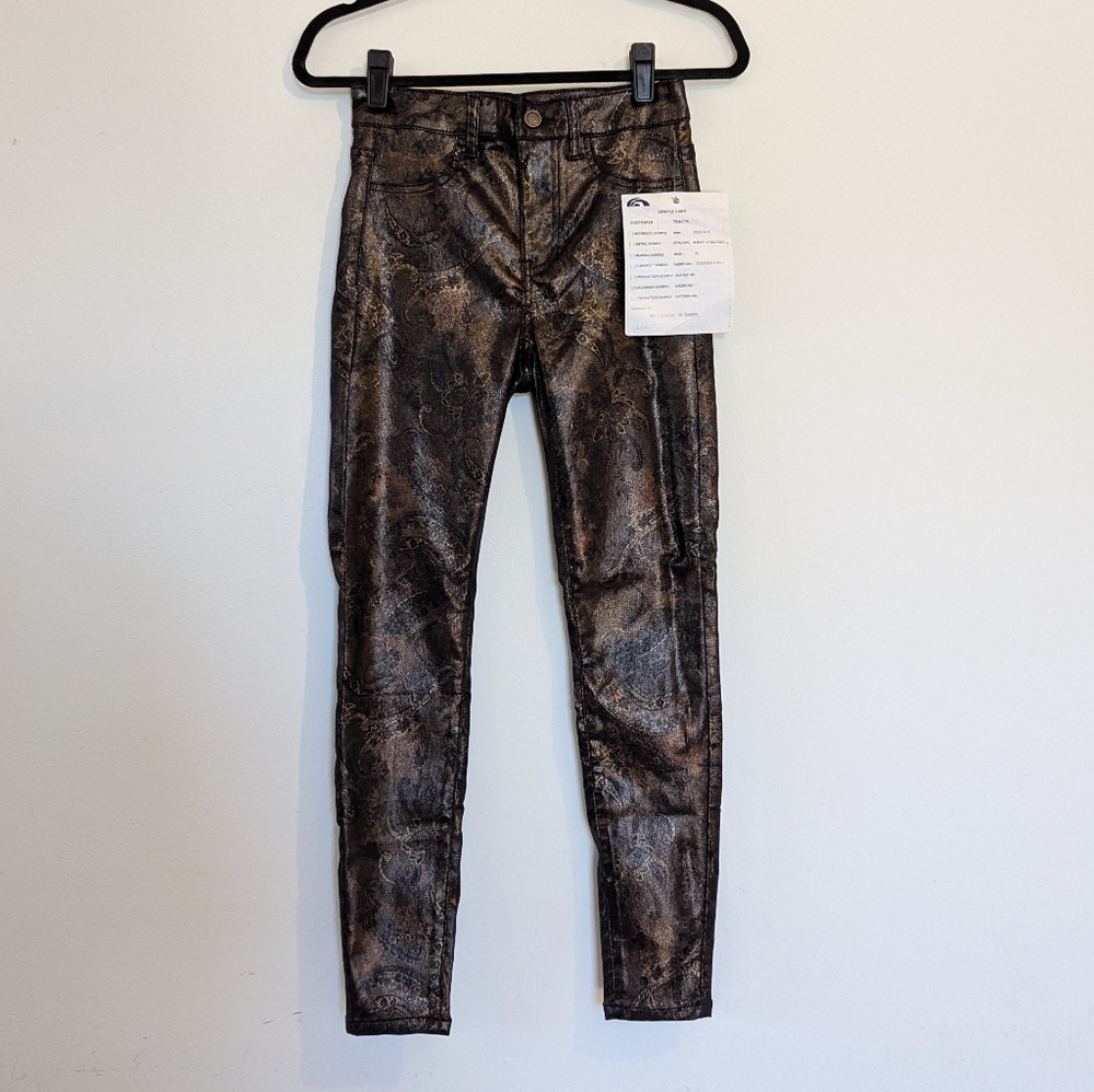 Metallic Paisley Print Skinny Leggings Size 26
